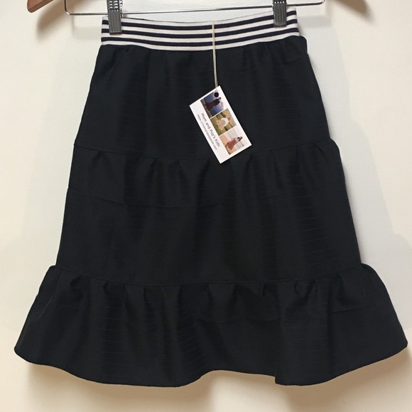 Mom and Pop's Kids Other - Skirt 100% Wool Girls 4/5 Midi Black Ruffle Tiered Preppy Mom and Pop's Kids